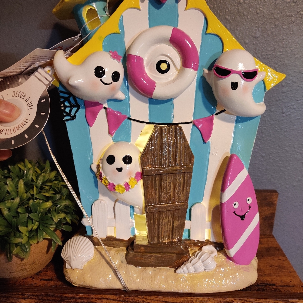 Light Up Ghost Beach House Summerween Halloween Decoration Haunted NWT New - Picture 10 of 12
